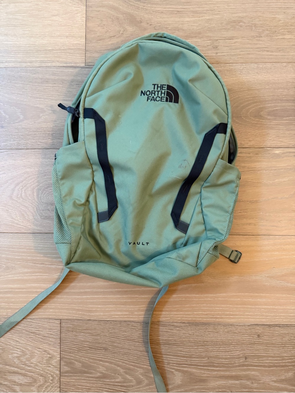 The North Face Vault Backpack - Sage Green